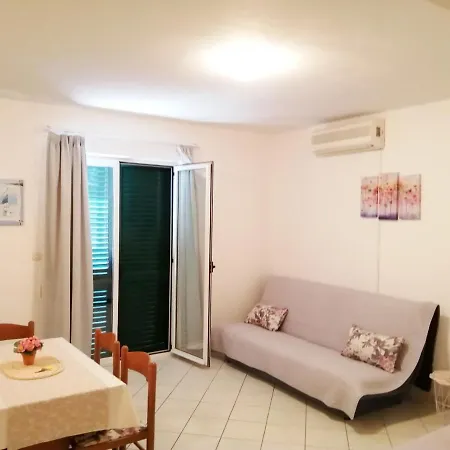Apartments Ria Baska Voda Exterior photo