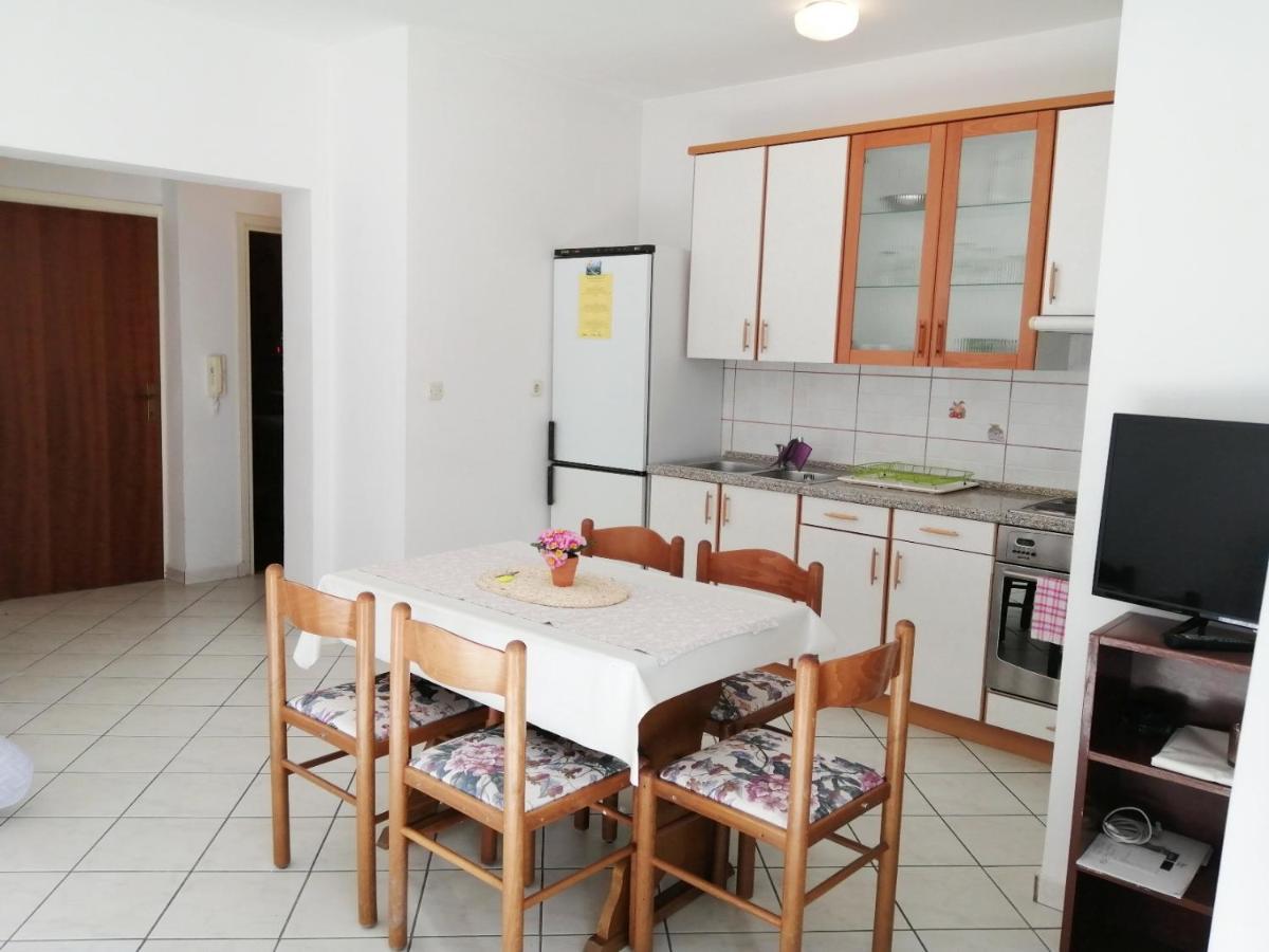Ria Apartment