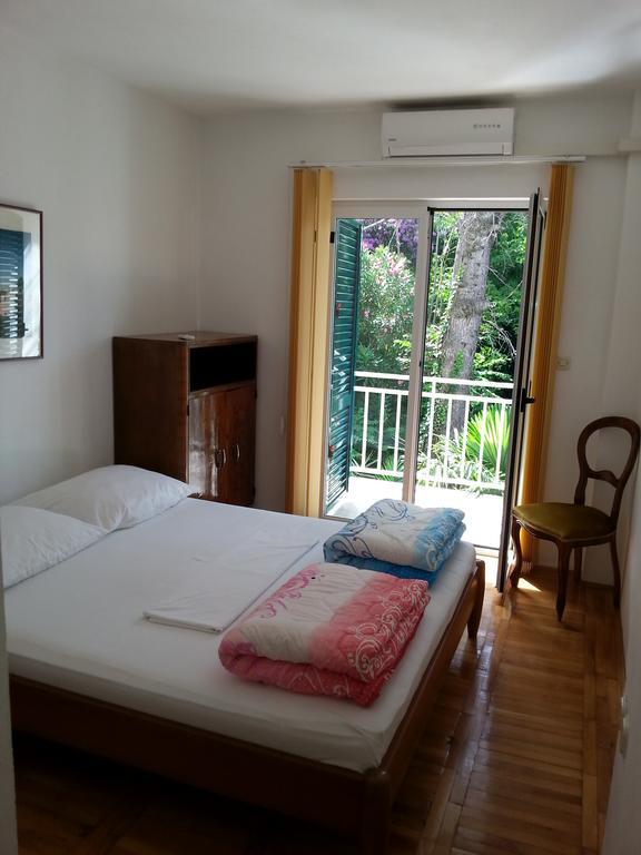 Ria Apartment
